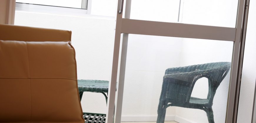 Descubra o Seu Novo Lar: Apartamento T0/T1 na Rua de Pinto Bessa, Porto