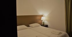 Apartamento T1 Mobilado com Varanda