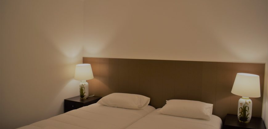 Apartamento T1 Mobilado com Varanda