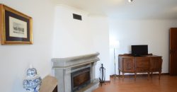 Apartamento T1 Mobilado com Varanda