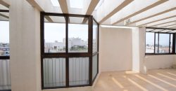 Apartamento T1 Mobilado com Varanda